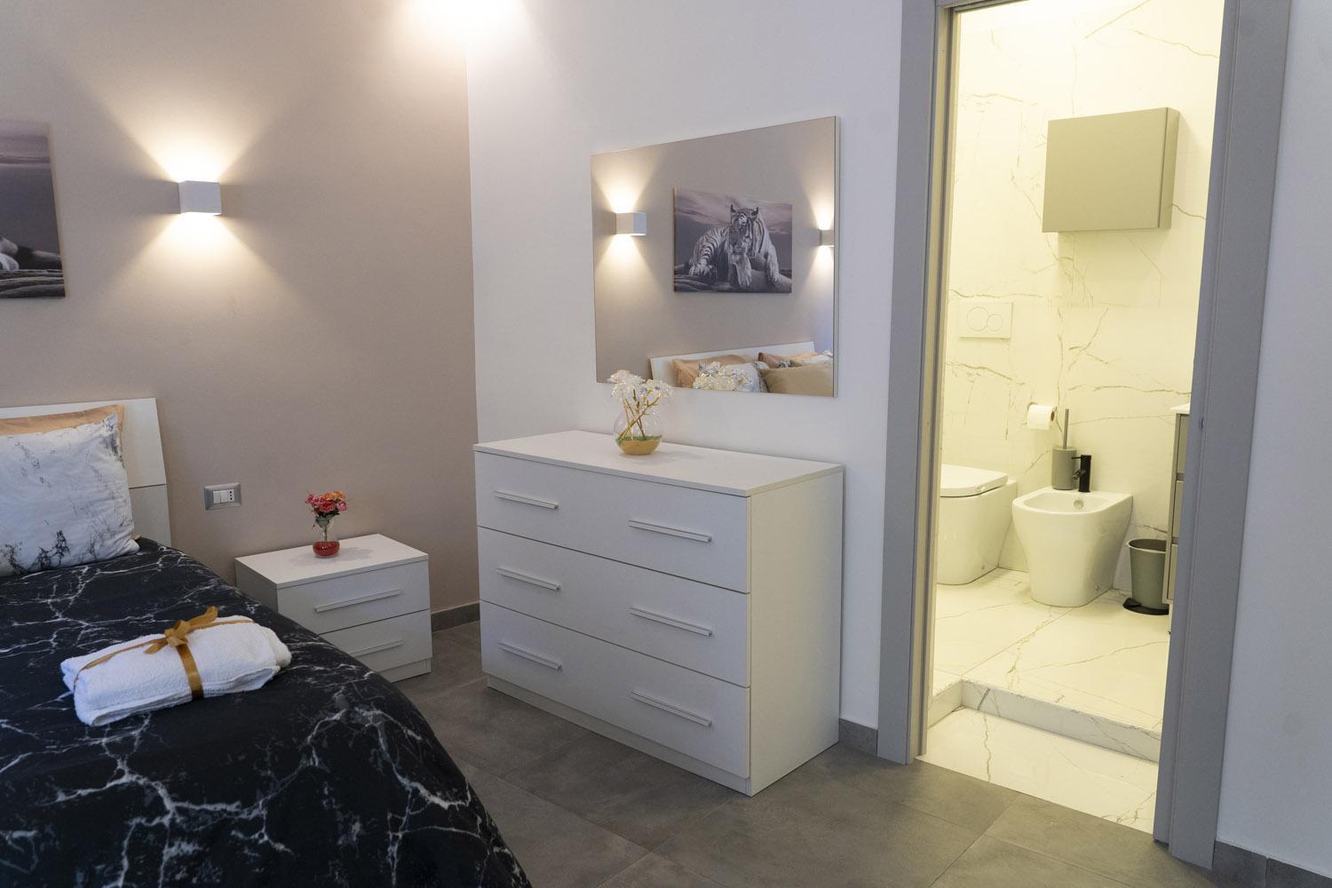 Leoscar Apartment In Catania Center Self Check-In Esterno foto